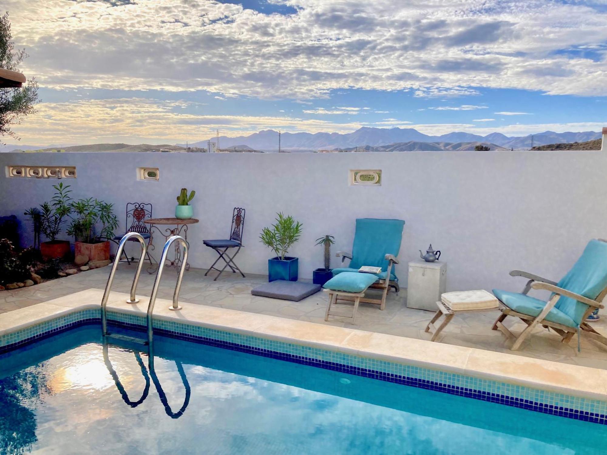 Dachterrassenzimmer In Romantischem Landhaus Mit Pool El Largo Eksteriør billede